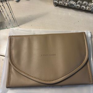 8 Other Reasons Beige Clutch